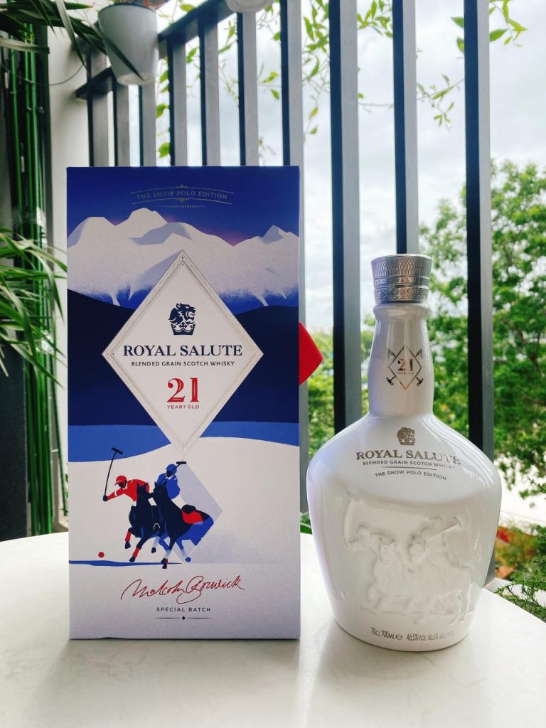 Rượu chivas 21 năm royal salute the snow polo 2019 phiên bản giới hạn