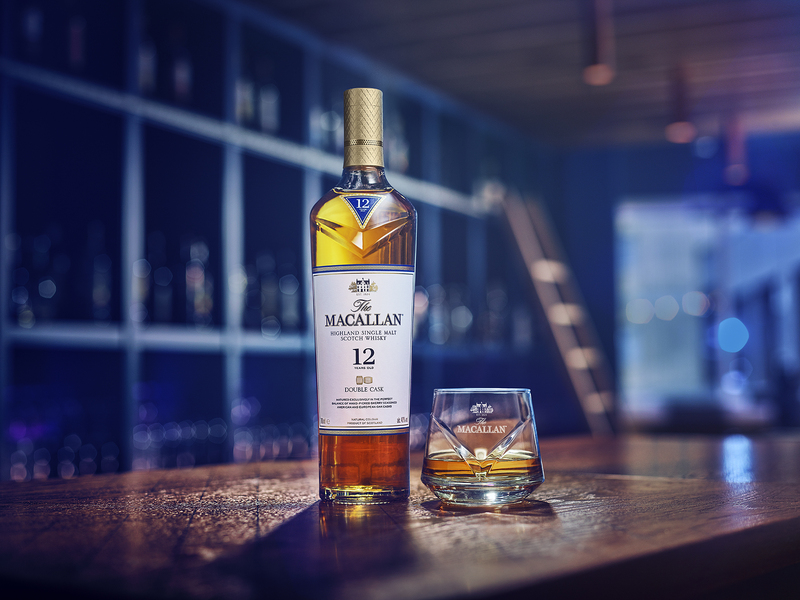 Macallan là dòng whisky mạch nha đơn đến từ scotland được ủ trong các thùng gỗ sồi thủ công